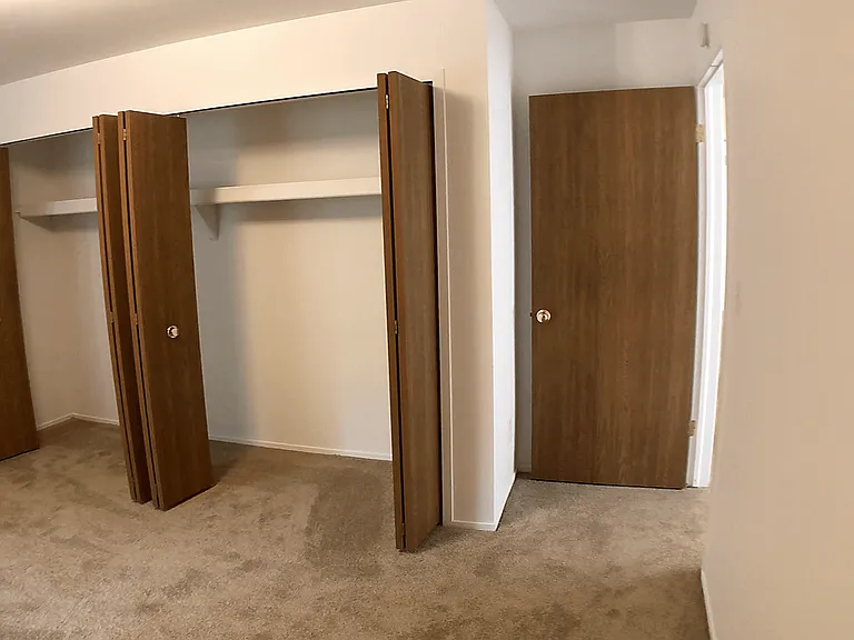 Prentiss Pointe Apartments — Photo 291