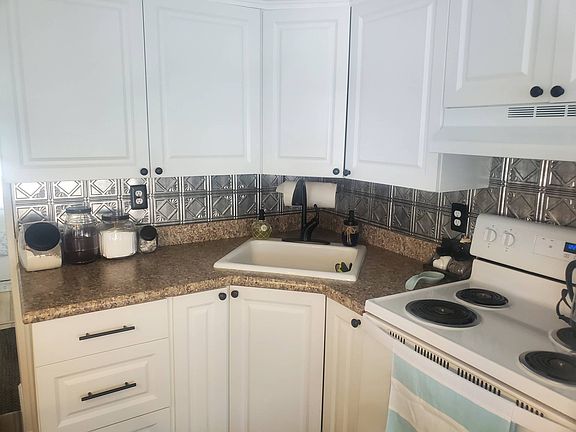 4th image of 4125 Park St N Lot 232