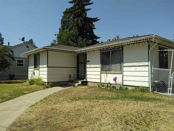 2nd image of 413 Shasta Ave