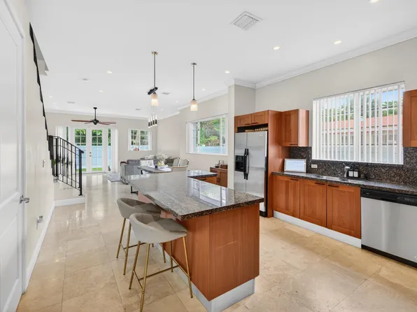825 Sw 12th Street, Fort Lauderdale, FL 33315