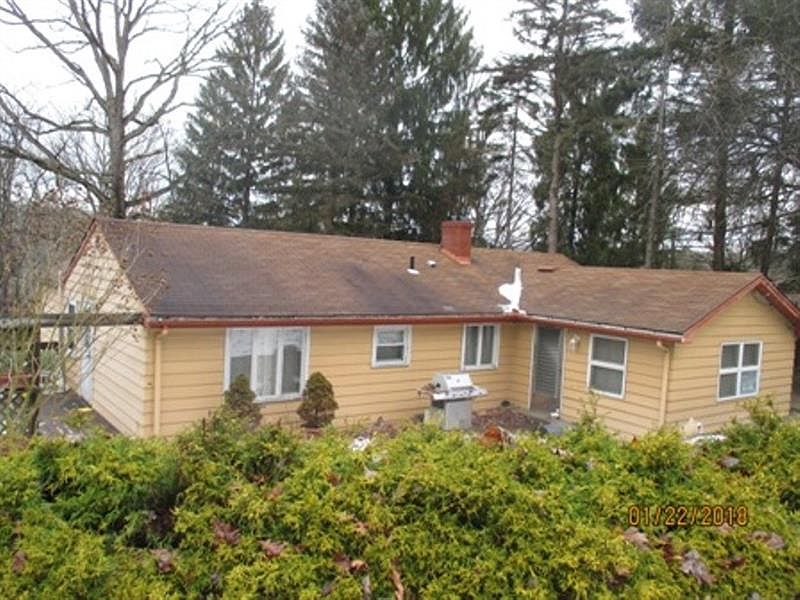 2nd image of 9767 Griffith Rd