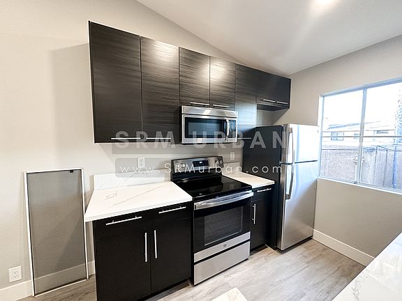 5th image of 4046 Arizona St #5