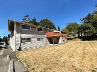 5028 212th St SW #D, Mountlake Terrace, WA 98043