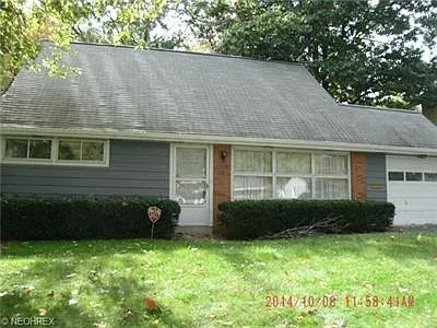 2421 Ridgewood Rd photo 1