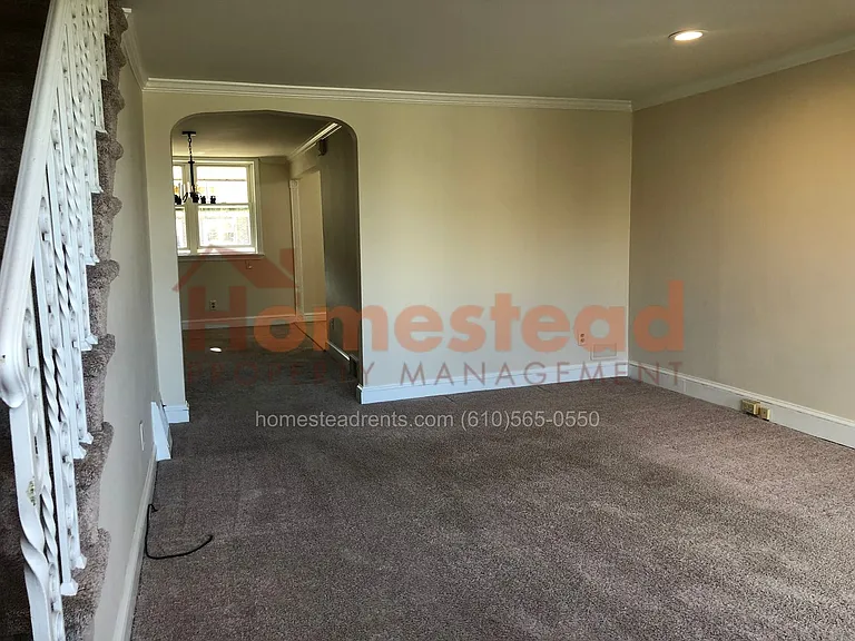 288 N Oak Ave — Photo 19