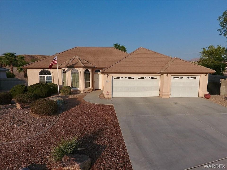 1st image of 2919 Los Pueblos Dr