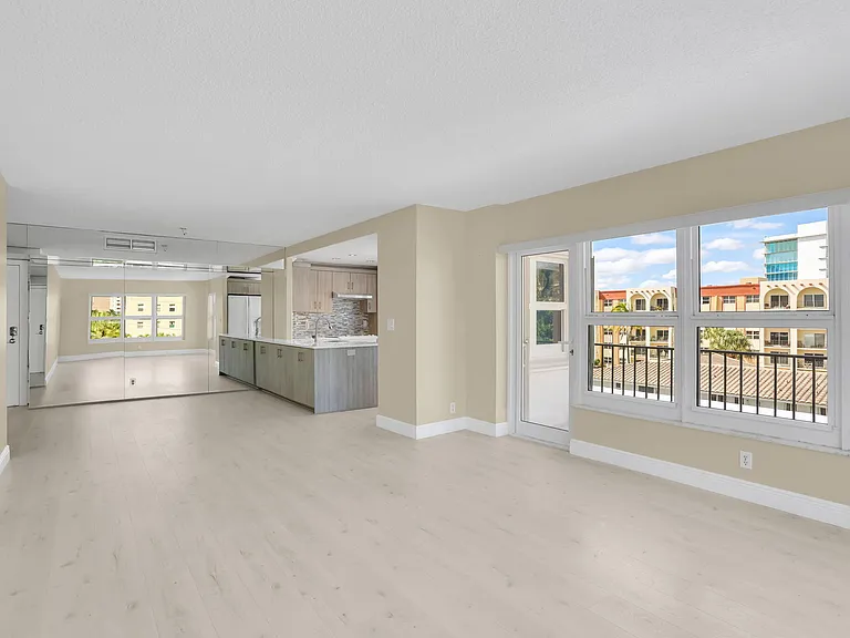 405 N Ocean Blvd #329 — Photo 15