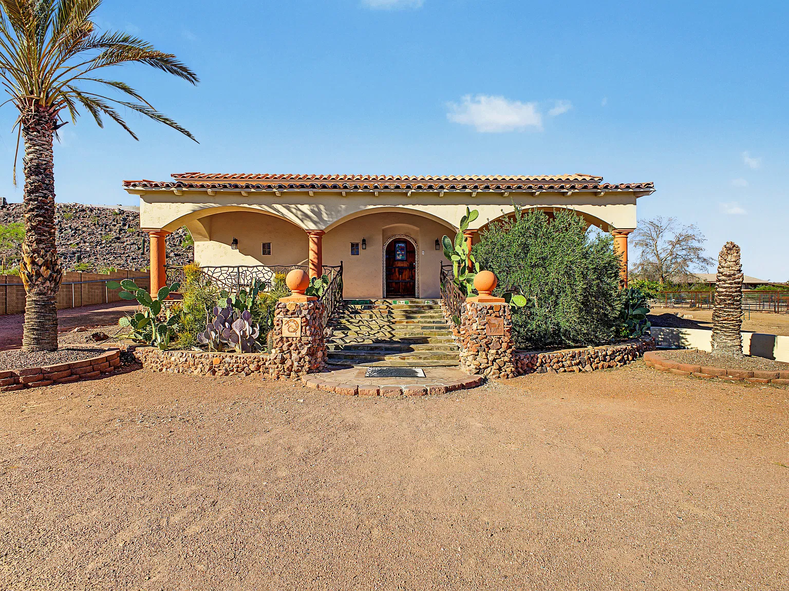 3 bed, 3250 sqft, $3,900 — Photo 1