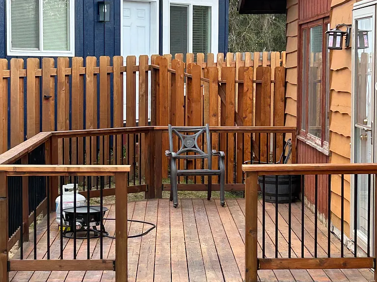8621 Augusta Cir — Photo 2