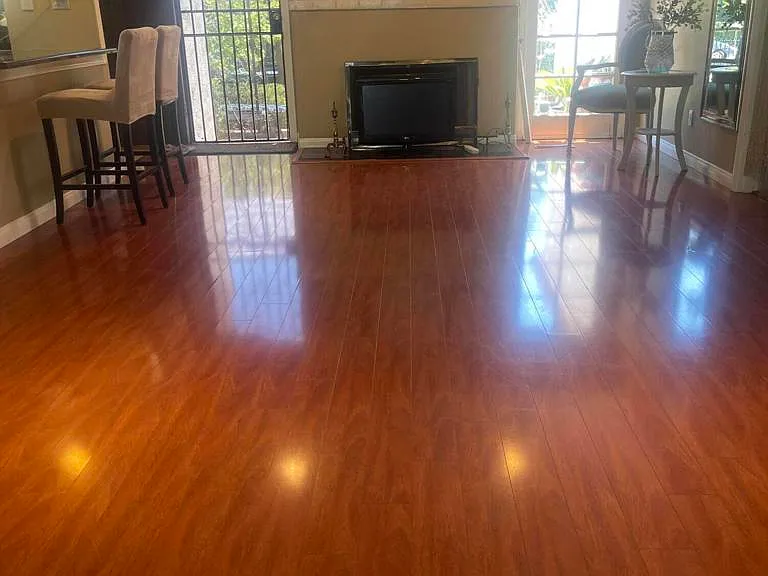 2467 E Villa St — Photo 5