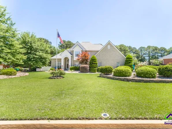 219 Royal Crest Cir, Kathleen, GA 31047