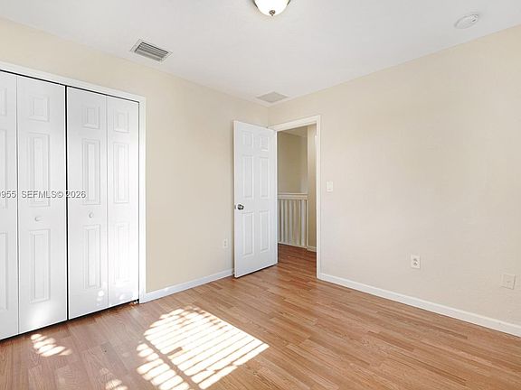 4th image of 2828 SE 16th Ave #114