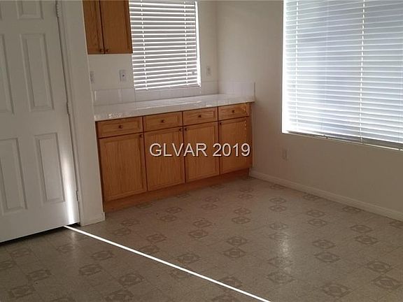 5th image of 7316 Laramie Ave