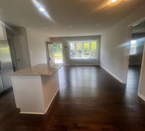 4th image of 2136 Cypress Dr