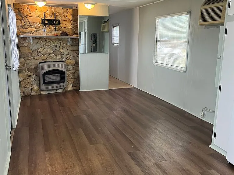 3507 Driftwood Point Rd — Photo 4