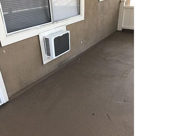 2nd image of 208 Craig Ct #D