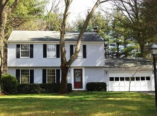 10909 Howland Dr, Reston, VA 20191