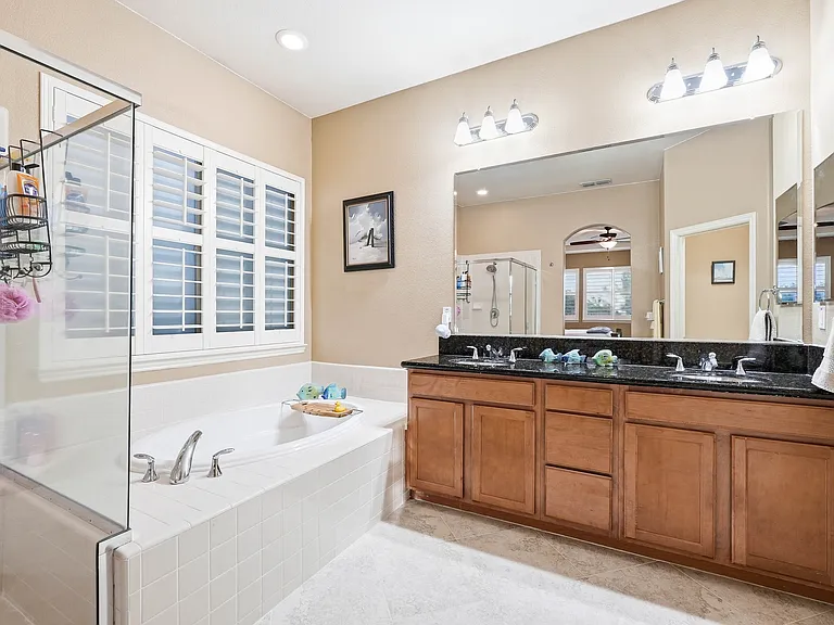 3800 Spalding Ct — Photo 31