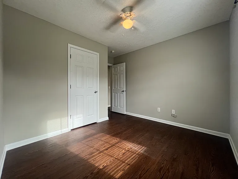 5023 Scotch Pine Ave — Photo 13