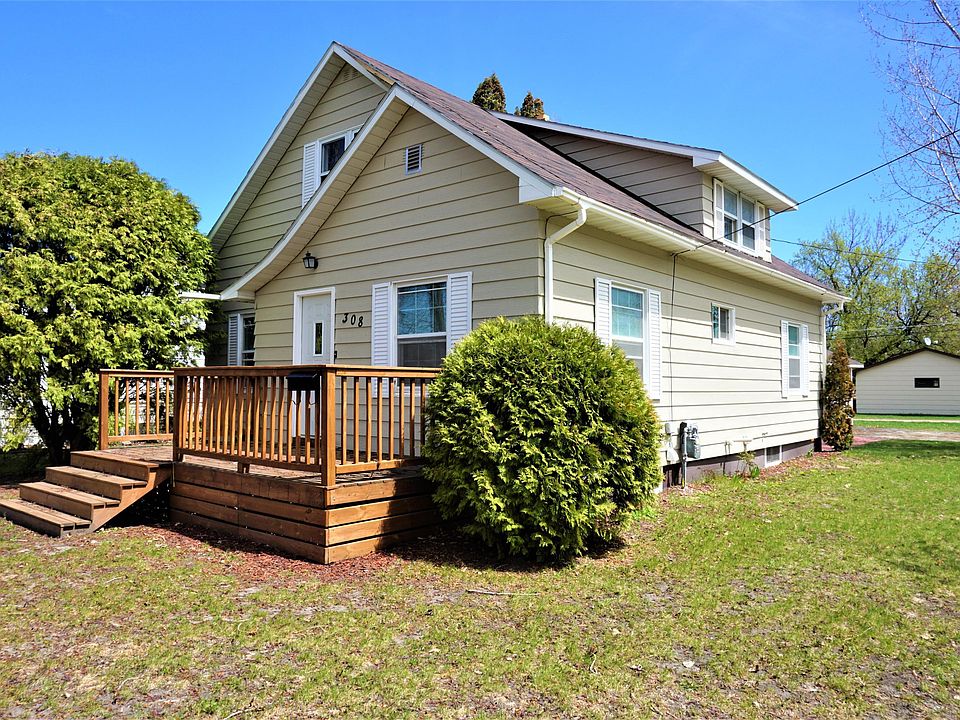 308 6th Ave NE, Roseau, MN 56751 Zillow