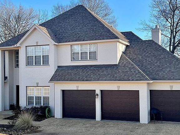 2nd image of 607 S Wedgewood Rd