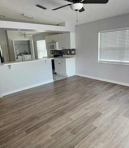 8043 Bracken Ln — Photo 20
