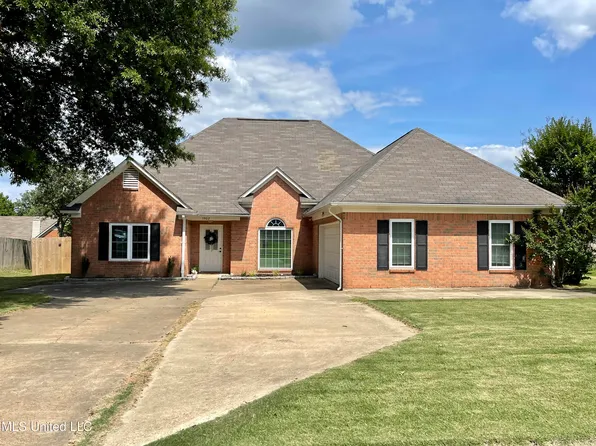 5902 Blocker St, Olive Branch, MS 38654