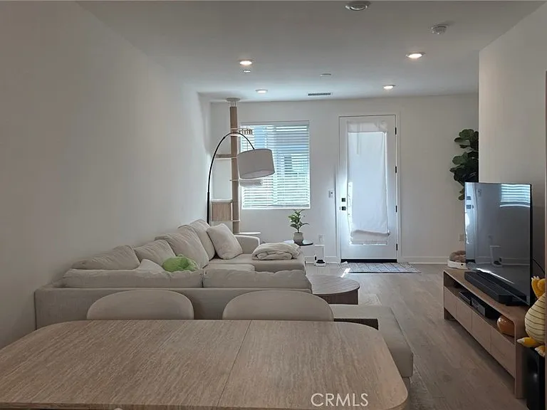 10002 Central Ave — Photo 3