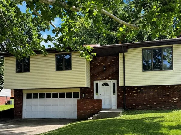 617 Francis Dr, Jackson, MO 63755