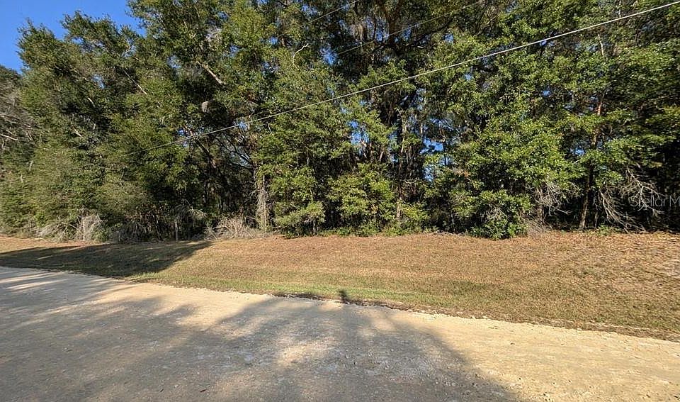 2nd image of SW 111th Ln