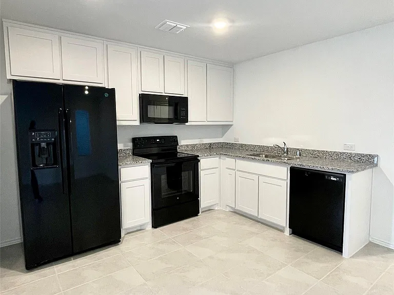 227 Herman Ln — Photo 3