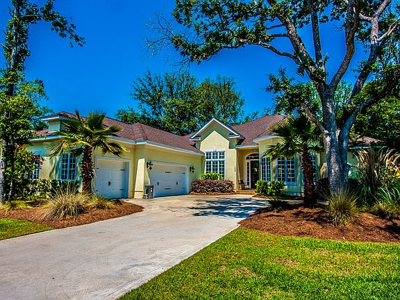 oversized 3 car garage
