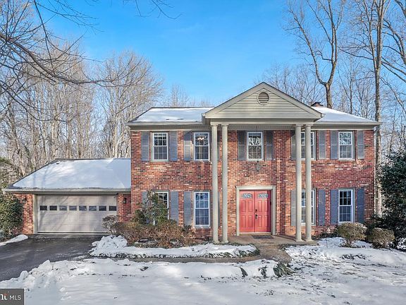 2nd image of 13081 Saint Andrews Ct