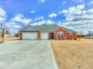 220 Grigsby St, Newcastle, OK 73065