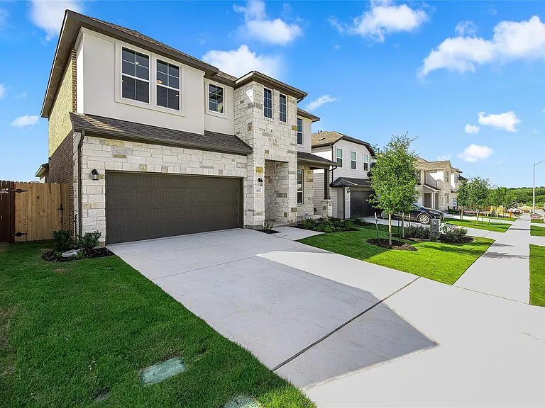 6812 Rounded Pebble Ln — Photo 3