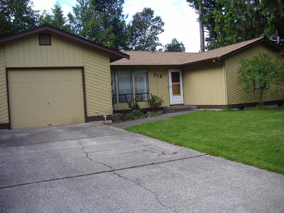 1st image of 715 NW Fairwood Way