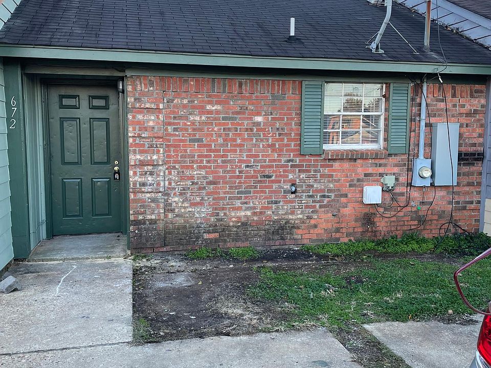 Front walk up