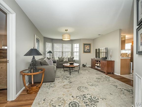 5th image of 1217 Woodland Point Dr APT D