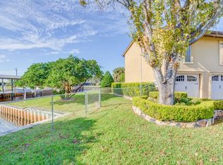 128 Orange Dr E, East Palatka, FL 32131