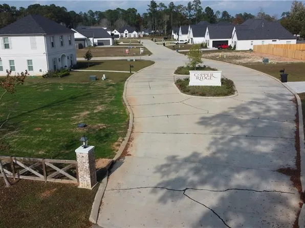 1774 Hazel Dr, Mandeville, LA 70448