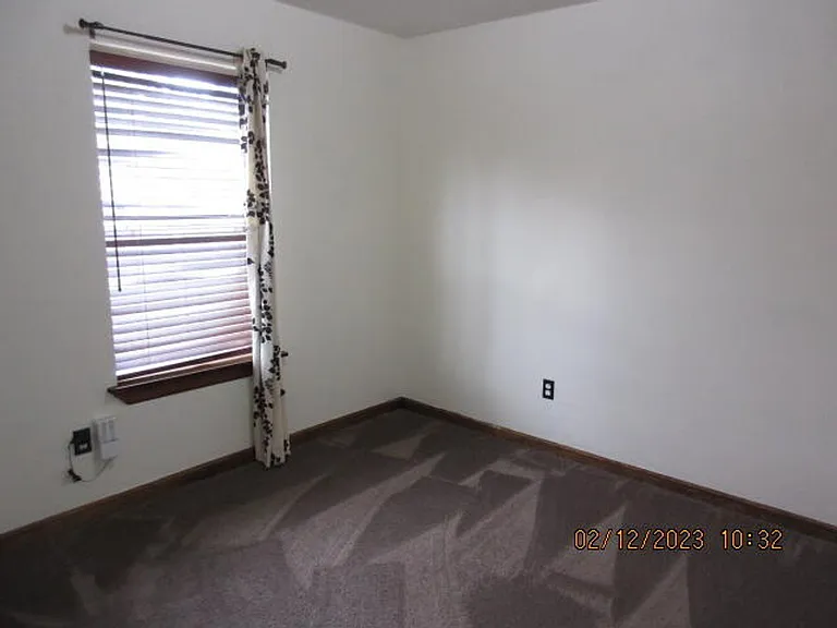 2025 Catline Cir — Photo 5