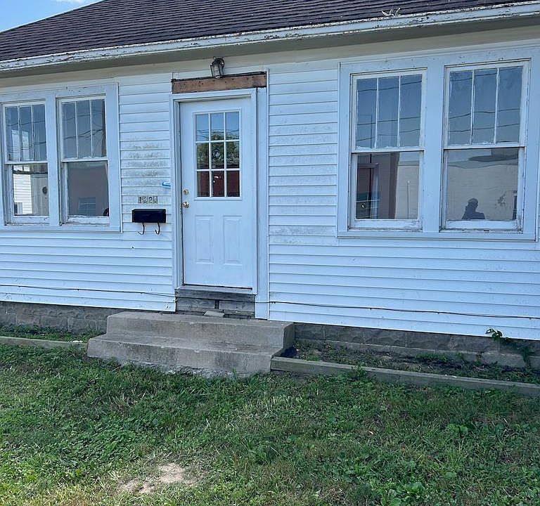 1st image of 1521 Grace St