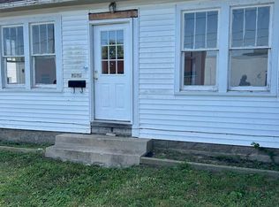 1521 Grace St, Murphysboro, IL 62966