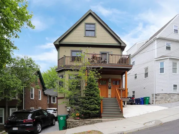 28 Oakland St, Newton, MA 02458
