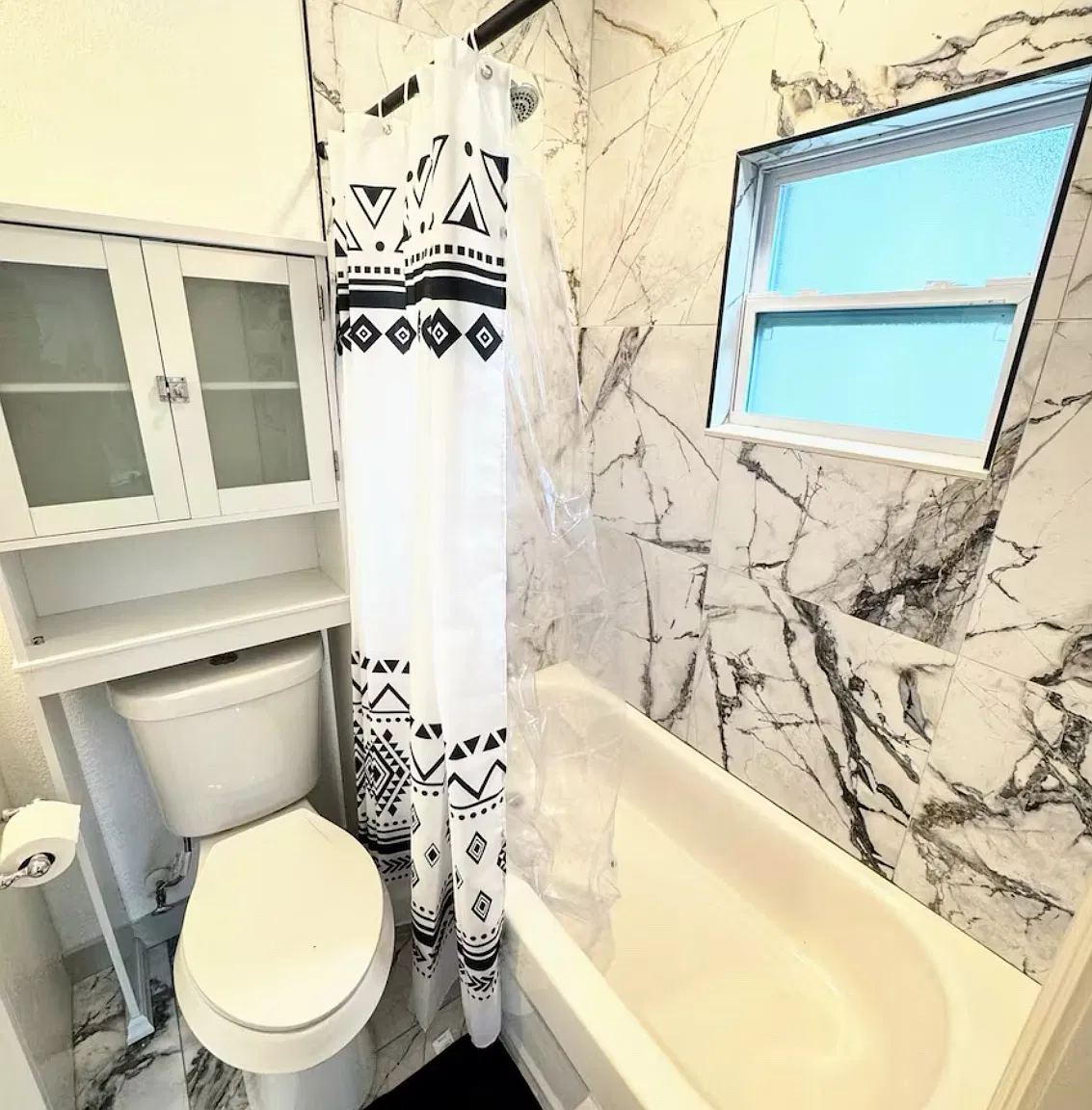3036 Emerson Ave S — Photo 4