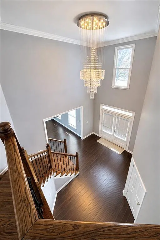 5 bed, 4.0 bath, 3413 sqft, $4,000 — Photo 3