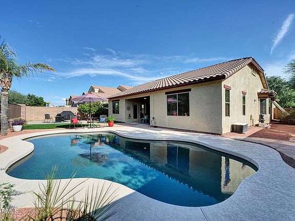 4th image of 1510 E CASSIA Court