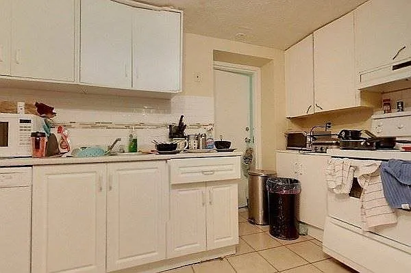 331 Spruce St #B — Photo 9