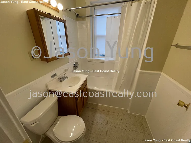 55 Linden St #8 — Photo 10