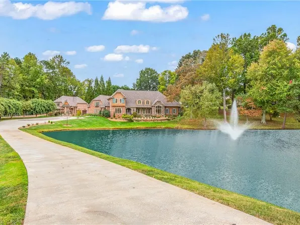 137 James Way, Bermuda Run, NC 27006